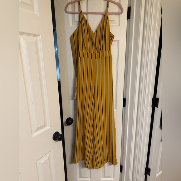 Striped Mustard Yellow jumpsuit size m - Picture 1 of 5